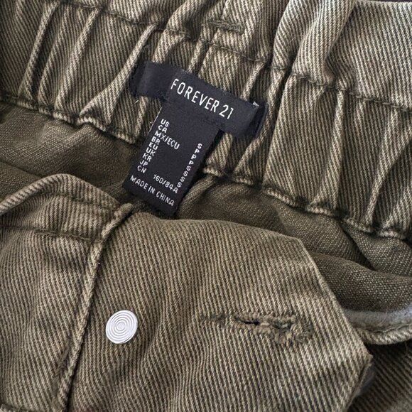 Green Cargo Mini Skirt - Picture 3 of 3